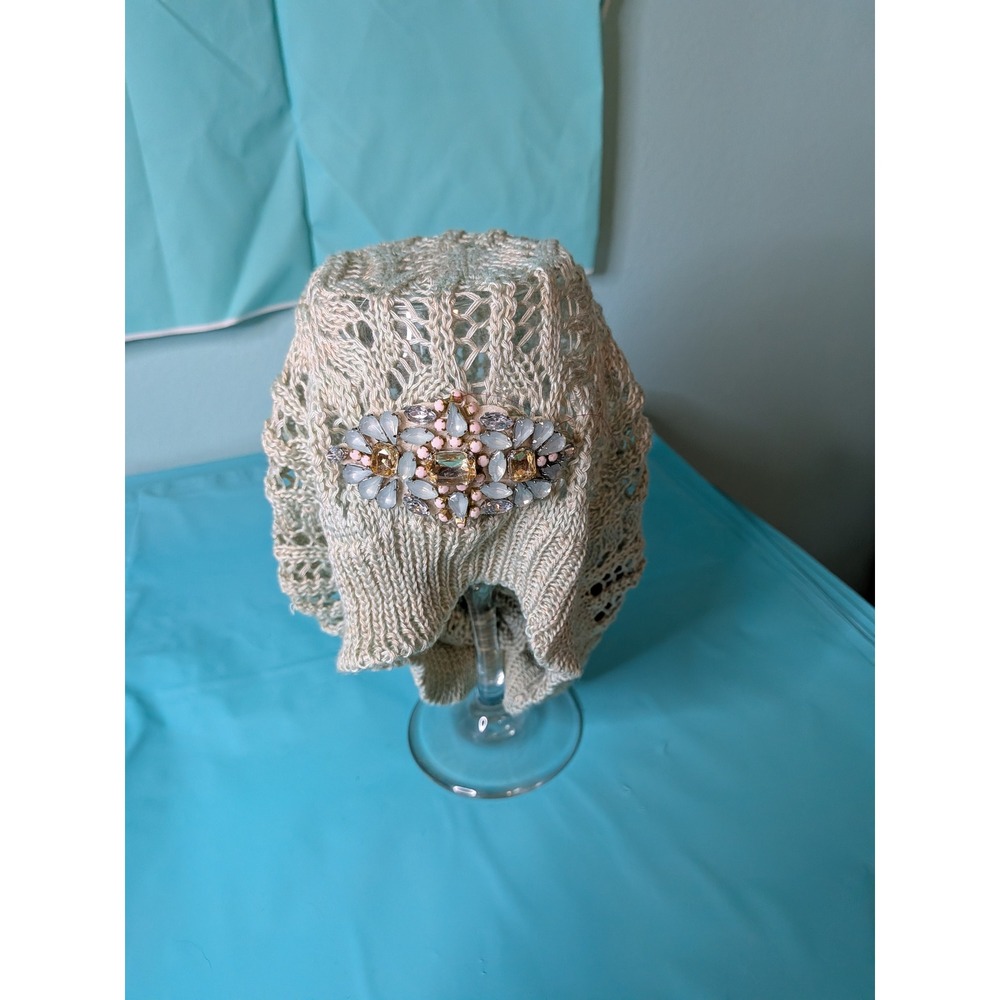 D&Y Sage Green Open Knit Slouchy Beanie Rhinestone Brooch ABBL2784 OSFM